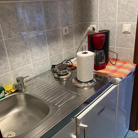 Daire εν αγρια *